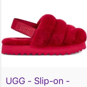 Ugg slippers burgundy size 10 like new